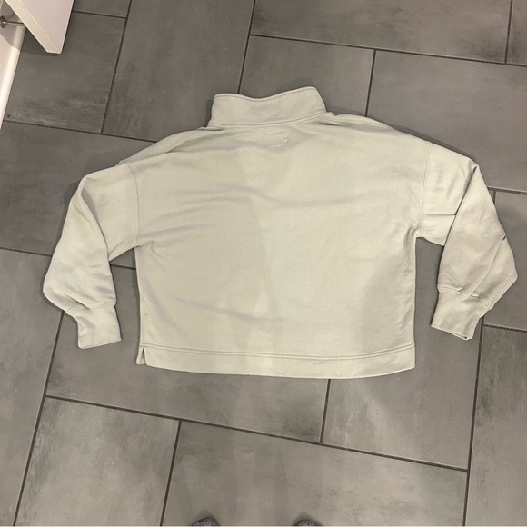 Abercrombie & Fitch Soft A & F Collared Polo Sweatshirt in Light Blue - Picture 4 of 4